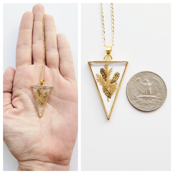 !!SOLD!! Feathers and Pressed Dried Floral Pendant Necklace - Picture 5 of 10